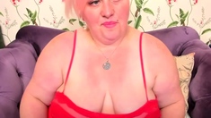 Mature bbw with big boobs